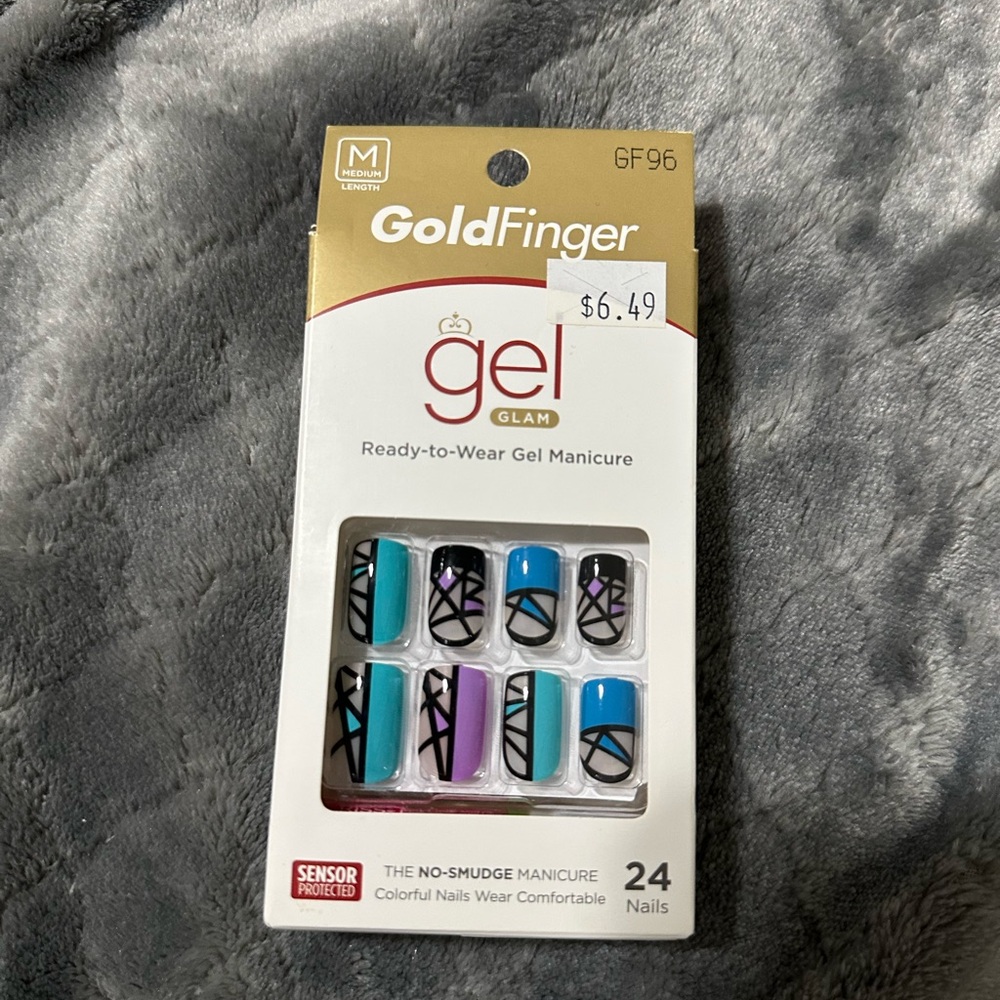 Gel Glam Ready-to-Wear Nails - Blue and Purple